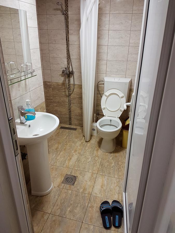 Отель Venecia Plaza Струга Экстерьер фото